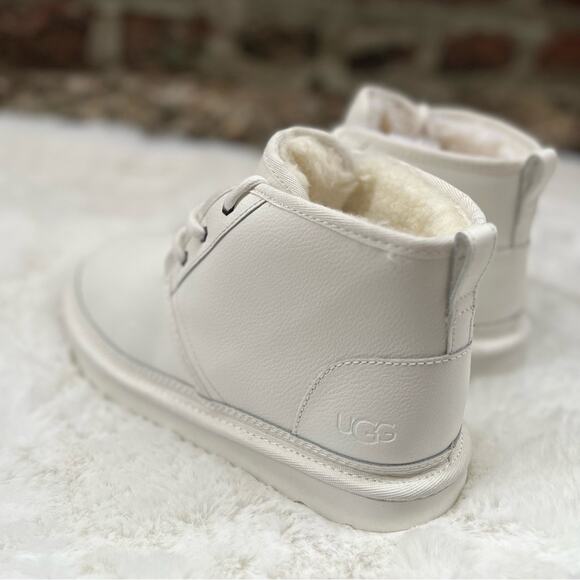 NEW Womens Size 5 UGG Neumel White Leather Lace Up Wool Boot Heritage Chukka - Picture 5 of 9